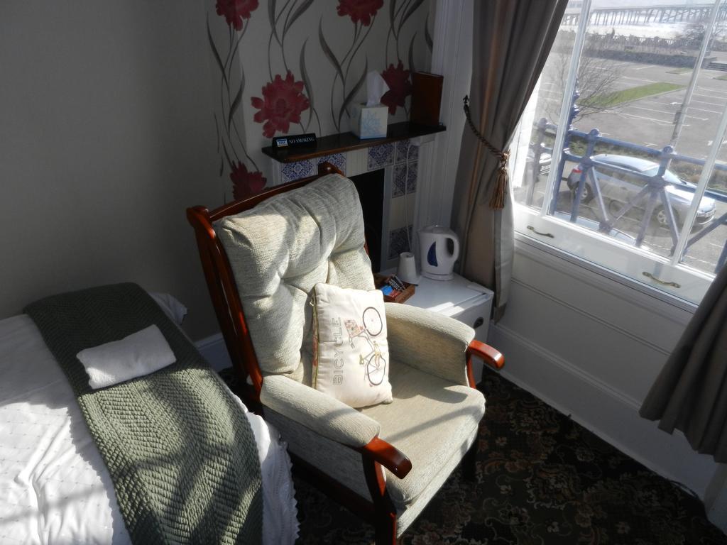 Somerton Guest House Lowestoft Room photo